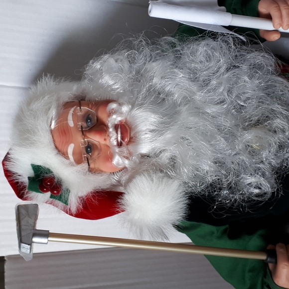 Moving Santa for Golf Lovers - Picture 2 of 9